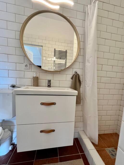 Edna Studio With Balcony Budapest Ngoại thất bức ảnh